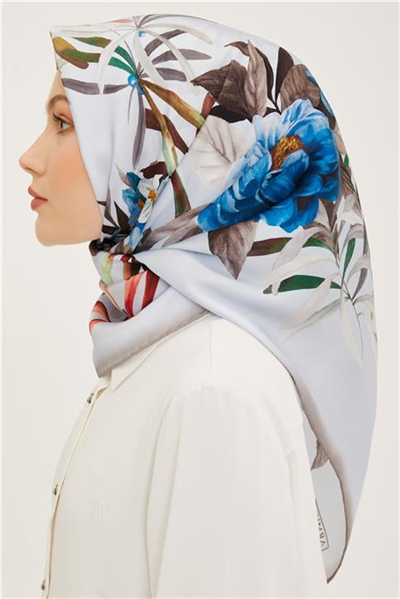 Armine Sura İpek Eşarp 23Ya8941 02
