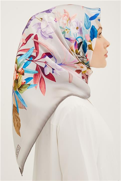 Armine Sura İpek Eşarp 23Ya8941 04