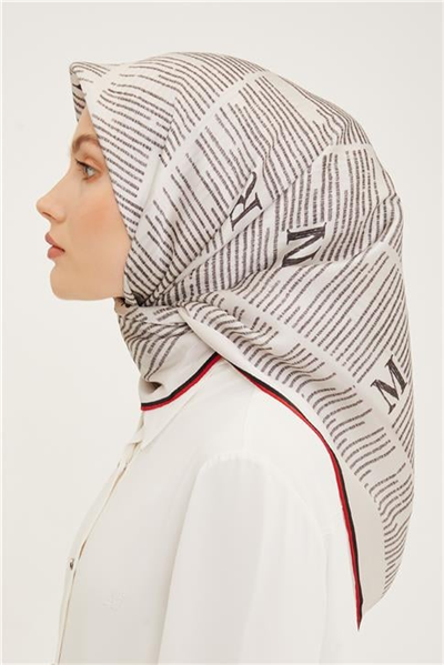 Armine Sura İpek Eşarp 23Ya8942 6 06