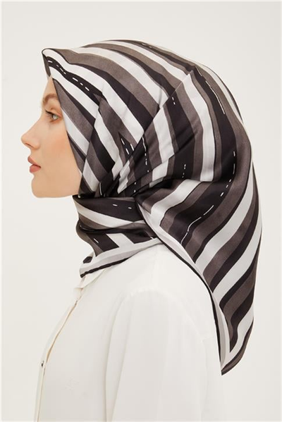 Armine Sura İpek Eşarp 23Ya8943 54