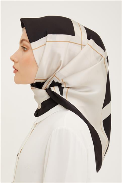 Armine Sura İpek Eşarp 23Ya8945 01