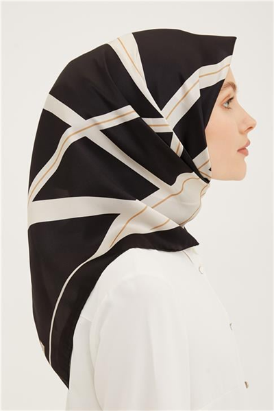 Armine Sura İpek Eşarp 23Ya8945 01