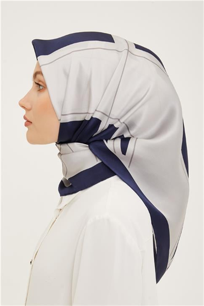 Armine Sura İpek Eşarp 23Ya8945 05