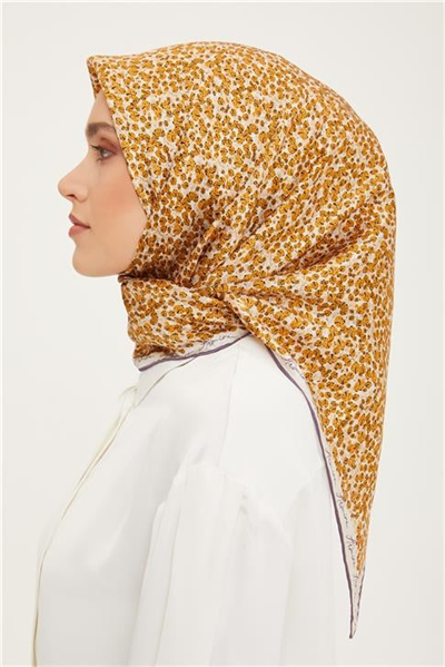Armine Sura İpek Eşarp 23Ya8947 6 02