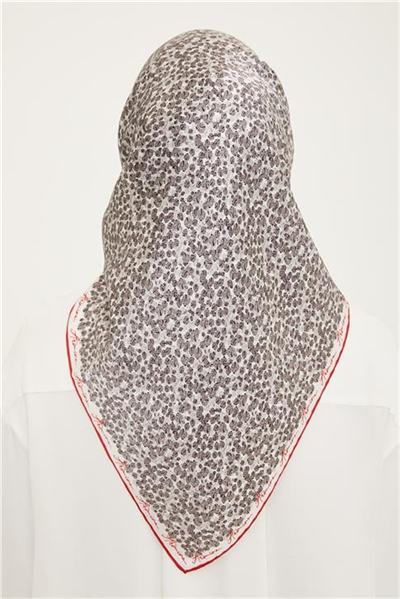 Armine Sura İpek Eşarp 23Ya8947 6 06