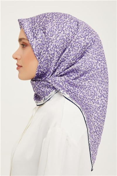 Armine Sura İpek Eşarp 23Ya8947 6 31