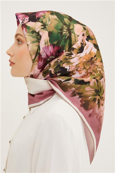 Armine Sura İpek Eşarp 23Ya8949 01