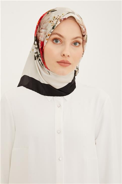 Armine Sura İpek Eşarp 23Ya8952 02