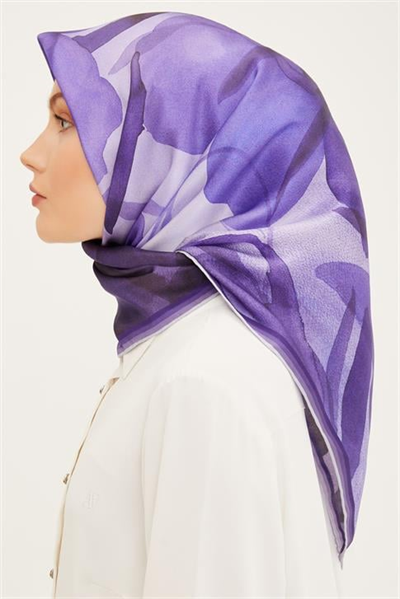 Armine Sura İpek Eşarp 23Ya8953 04