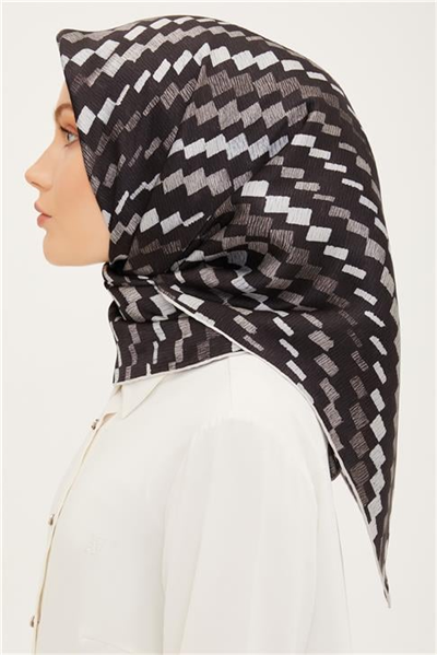 Armine Sura İpek Eşarp 23Ya8954 02