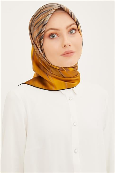 Armine Sura İpek Eşarp 23Ya8956 02