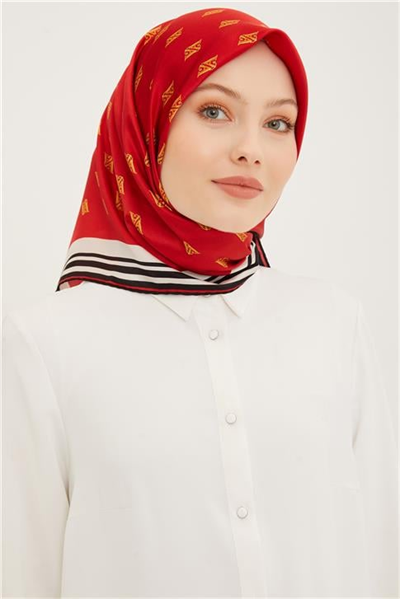 Armine Sura İpek Eşarp 23Ya8959 04
