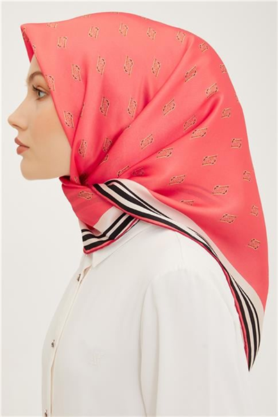 Armine Sura İpek Eşarp 23Ya8959 33