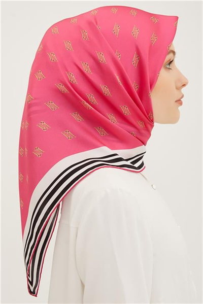 Armine Sura İpek Eşarp 23Ya8959 34