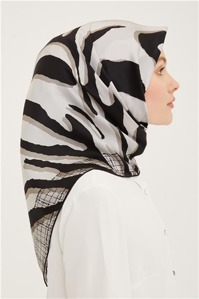 Armine Sura İpek Eşarp 23Ya8961 52