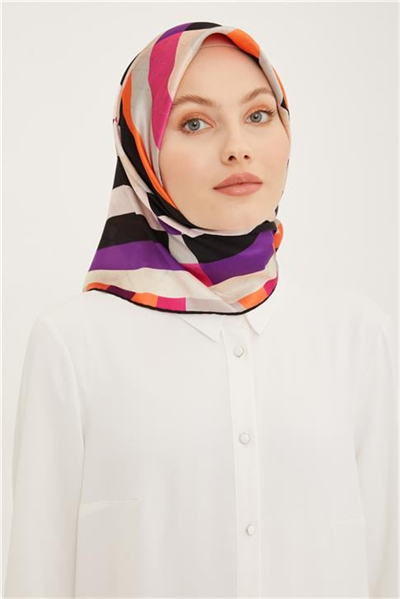 Armine Sura İpek Eşarp 23Ya8963 01