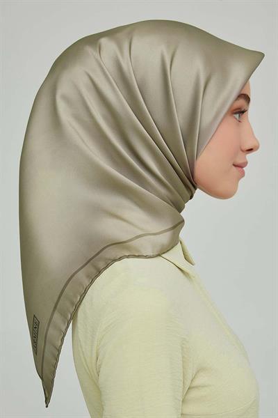 Armine 2022 İlkbahar Yaz Serisi %100 İPEK Twill Eşarp 8668D-08