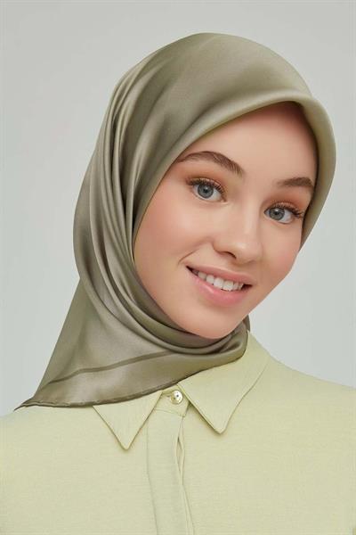 Armine 2022 İlkbahar Yaz Serisi %100 İPEK Twill Eşarp 8668D-08
