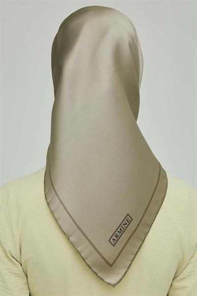 Armine 2022 İlkbahar Yaz Serisi %100 İPEK Twill Eşarp 8668D-08