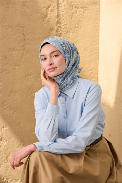 İnce Pamuk Soft Eşarp Bebe Mavi-Beyaz-Mor Desenli Nefes Alan Tok Duruşlu 90x90