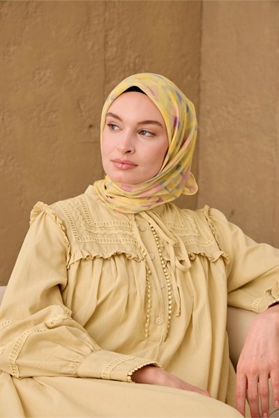 İnce Pamuk Soft Eşarp Bebe Mavi-Sarı-Pembe Desenli Kaymaz Tok Duruşlu 90x90