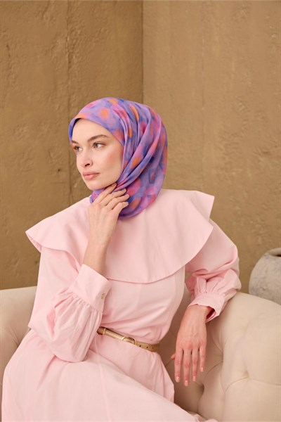 İnce Pamuk Soft Eşarp Eflatun-Pembe Turuncu Desenli Nefes Alan Tok Duruşlu 90x90