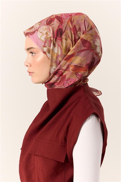 İnce Pamuk Soft Eşarp Fuşya-Pembe Desenli Kaymaz Dokulu Tok Duruşlu 90x90