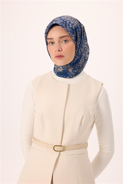 İnce Pamuk Soft Eşarp Lacivert-Vizon Desenli Kaymaz Dokulu Tok Duruşlu 90x90
