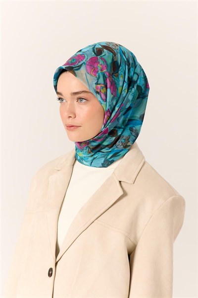 İnce Pamuk Soft Eşarp Mavi-Bebe Mavi Desenli Kaymaz Dokulu Tok Duruşlu 90x90