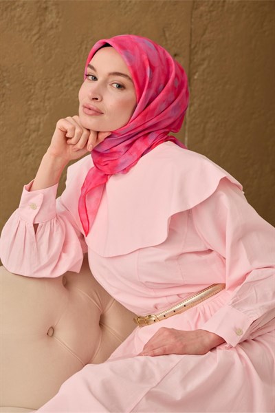 İnce Pamuk Soft Eşarp Nar Çiçeği-Pembe Eflatun Desenli Nefes Alan Tok Duruşlu 90x90