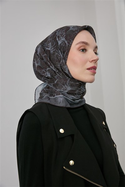 İnce Pamuk Soft Eşarp Siyah Yaprak Desenli Hafif Dokulu 90x90