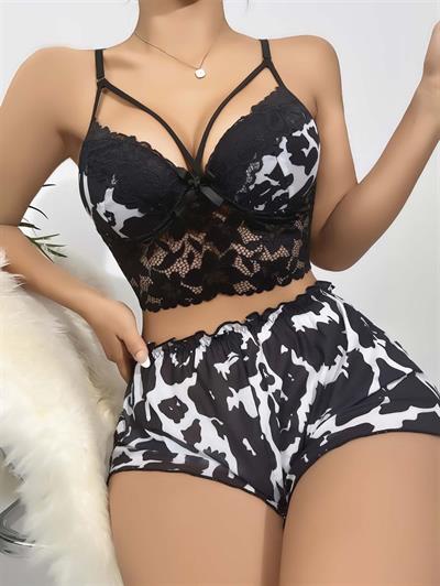 Kadın Siyah Leopar desenli Dantel detaylı Şortlu Gecelik Pijama Takımı 5055