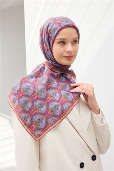 Monare Eşarp Tomurcuk Koyu Fuşya 90x90
