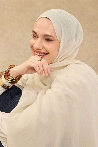 Naia Pamuk Şal Maxi Monogram Krem