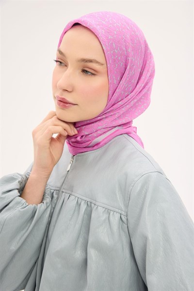 Olinda Eşarp Yonca Desen Pembe 90x90