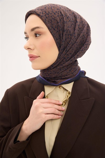 Olinda Eşarp Yonca Desen Soluk Siyah 90x90
