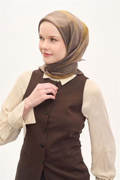 Olinda İpek Karışımlı Eşarp Soyut Desen Sütlü Kahve 90x90