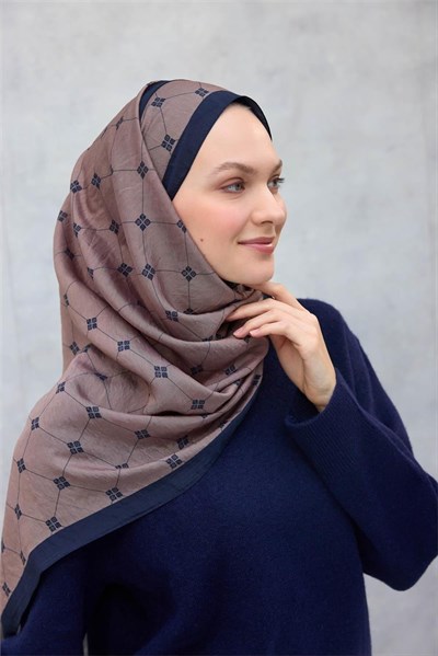 Olinda Şal Monogram Desen Açık Kahve 75*195