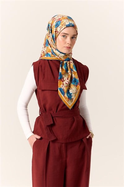 Organik Pamuk İpek Eşarp Çilek Kırmızısı Gök Mavi Çiçek Desenli Tok Duruşlu 90x90