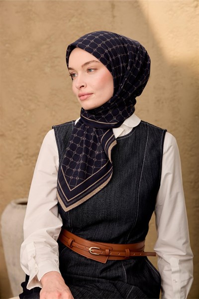 Pamuk Floş Eşarp Siyah–Vizon Desenli Kaymaz Dokulu Tok Duruşlu 90x90
