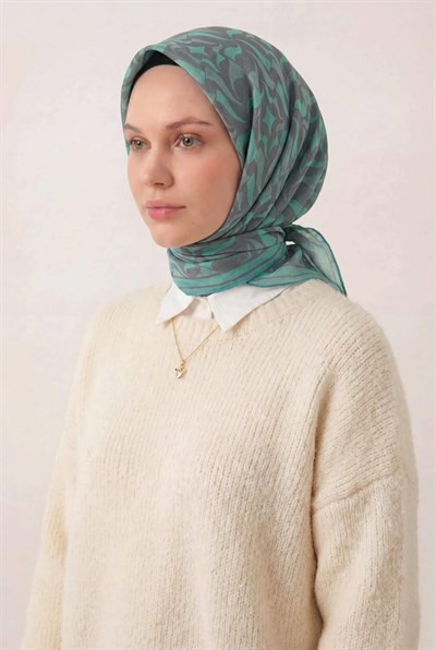 Pamuk Karışımlı Eşarp Açık Gri Geometrik Dalga Desen Soft Dokulu Kaymaz 90X90