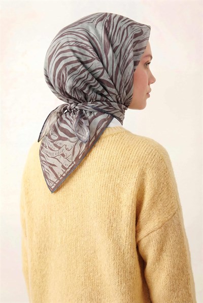 Pamuk Karışımlı Eşarp Buz Mavisi Zebra Desen Soft Dokulu Kaymaz 90X90