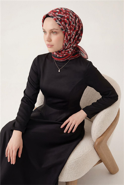 Pamuk Karışımlı Eşarp Mercan Retro Geometrik Desenli Soft Dokulu Kaymaz 90x90