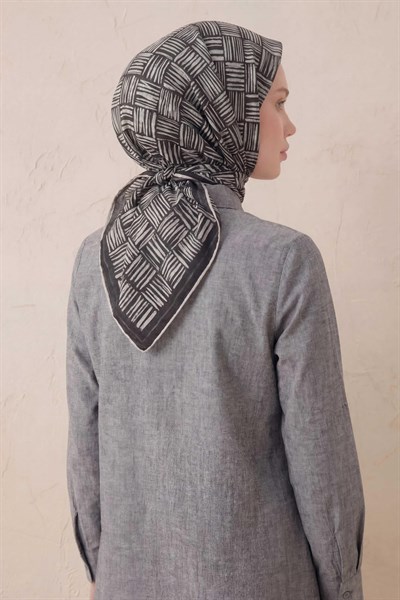Pamuk Karışımlı Soft Eşarp Çizgi Desen Siyah 90x90