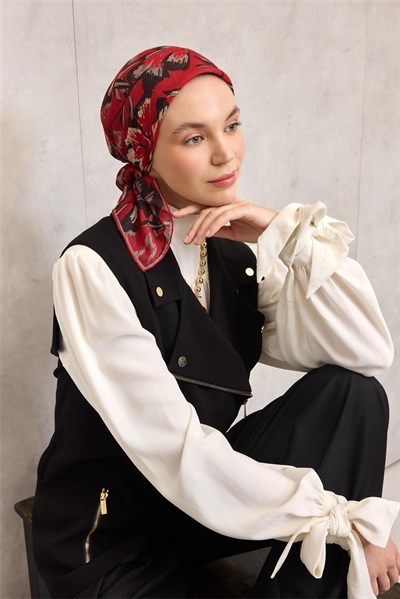 Pamuk Polyester Eşarp Bayrak Kırmızısı Büyük Papatya Desenli Soft Dokulu Kaymaz 90x90