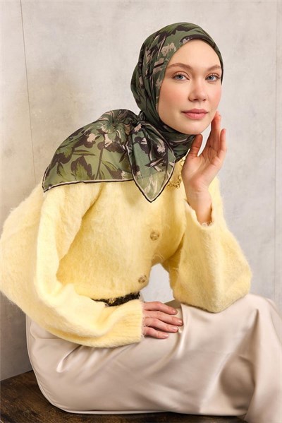 Pamuk Polyester Eşarp Haki Yeşili Büyük Papatya Desenli Soft Dokulu Kaymaz 90x90