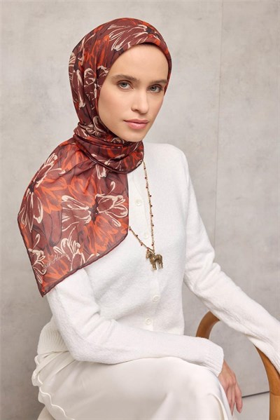 Pamuk Polyester Eşarp Kahverengi-Turuncu Bej Siyah Botanik Desenli Soft Dokulu Tok Duruşlu 90x90