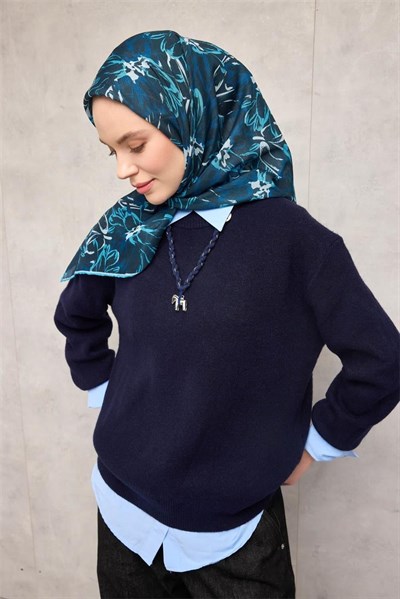 Pamuk Polyester Eşarp Lacivert-Çamgöbeği Beyaz Gece Mavisi Botanik Desenli Soft Dokulu Tok Duruşlu 90x90
