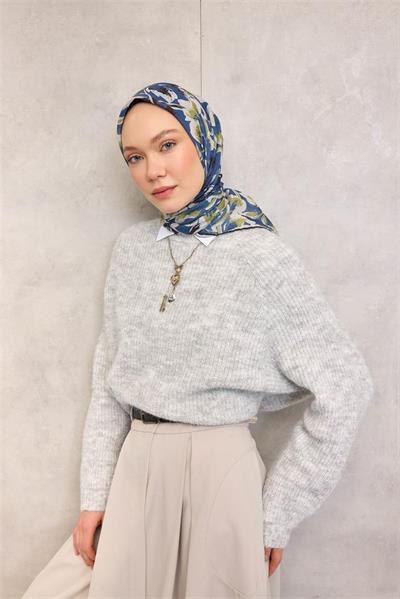 Pamuk Polyester Soft Eşarp Büyük Papatya Desen Mavi 90x90