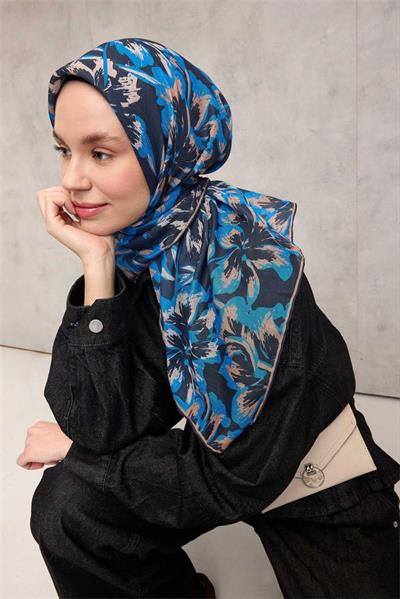 Pamuk Polyester Soft Eşarp Büyük Papatya Desen Koyu Lacivert 90x90